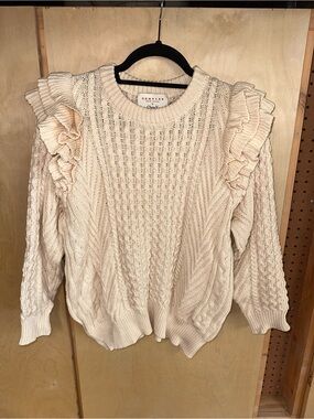 CLARE V. Cream Ruffle-Shoulder Cable Knit Sweater
